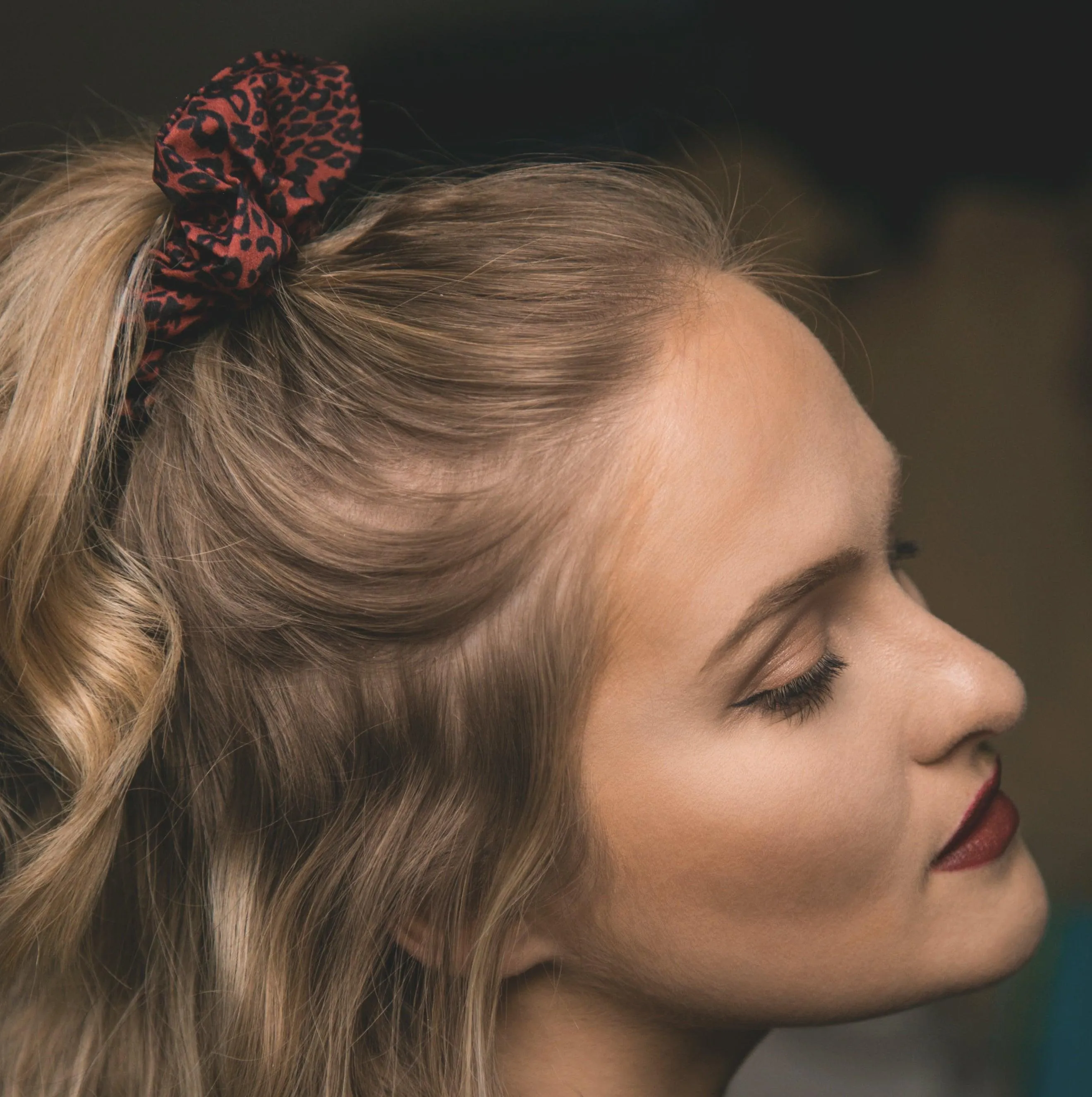 Behati Leopard Print Scrunchie - Red