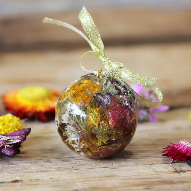 Jax & Co. - Botanical Christmas Bauble